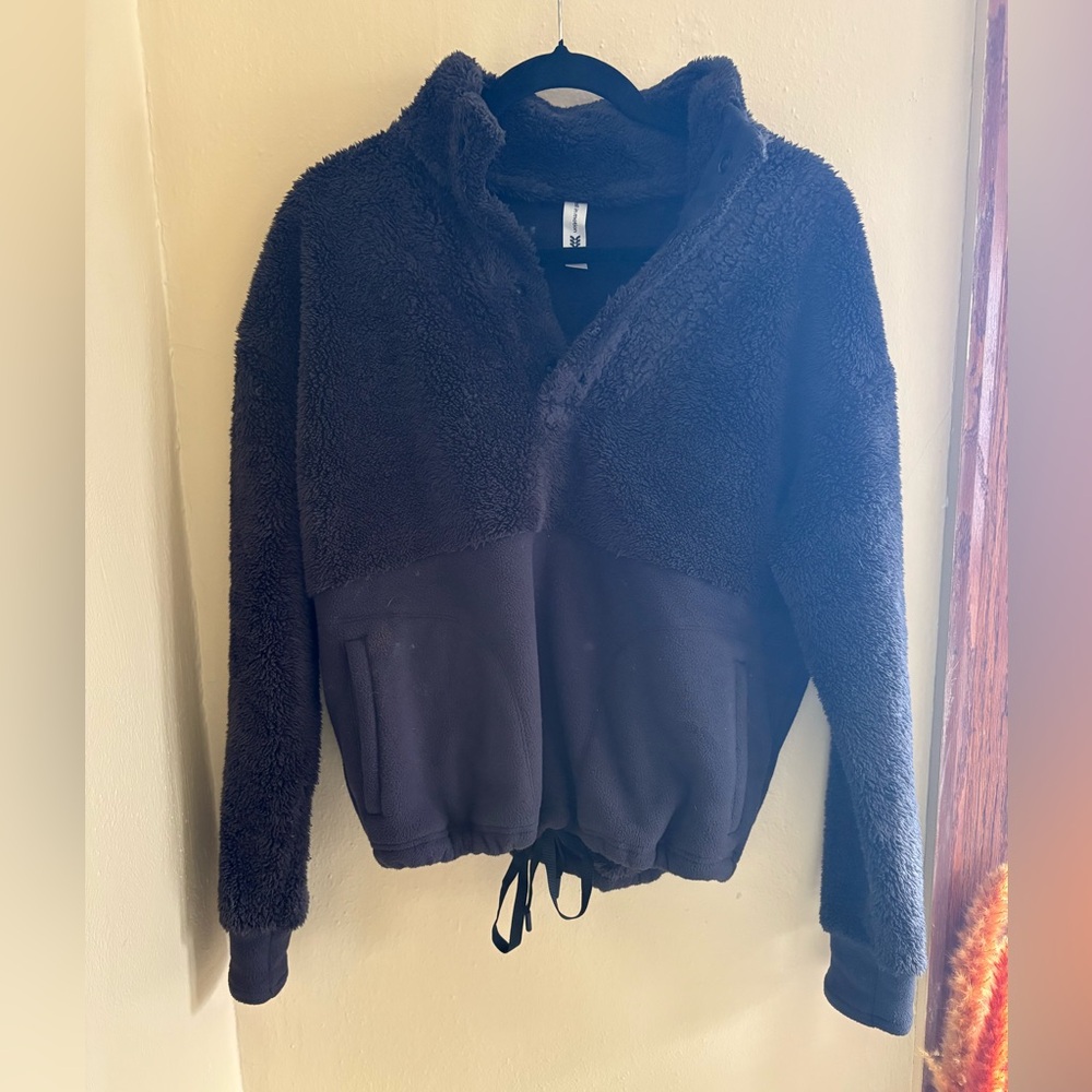 Cozy Black Fleece Pullover